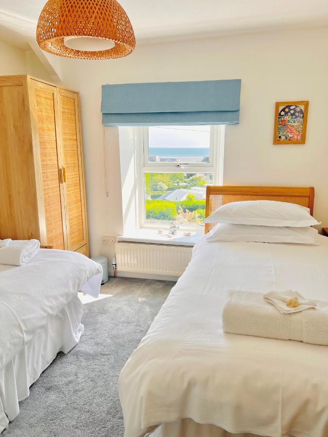Gordy Hall -Sea Facing Welsh Cottage With Stunning Views ペンディン エクステリア 写真